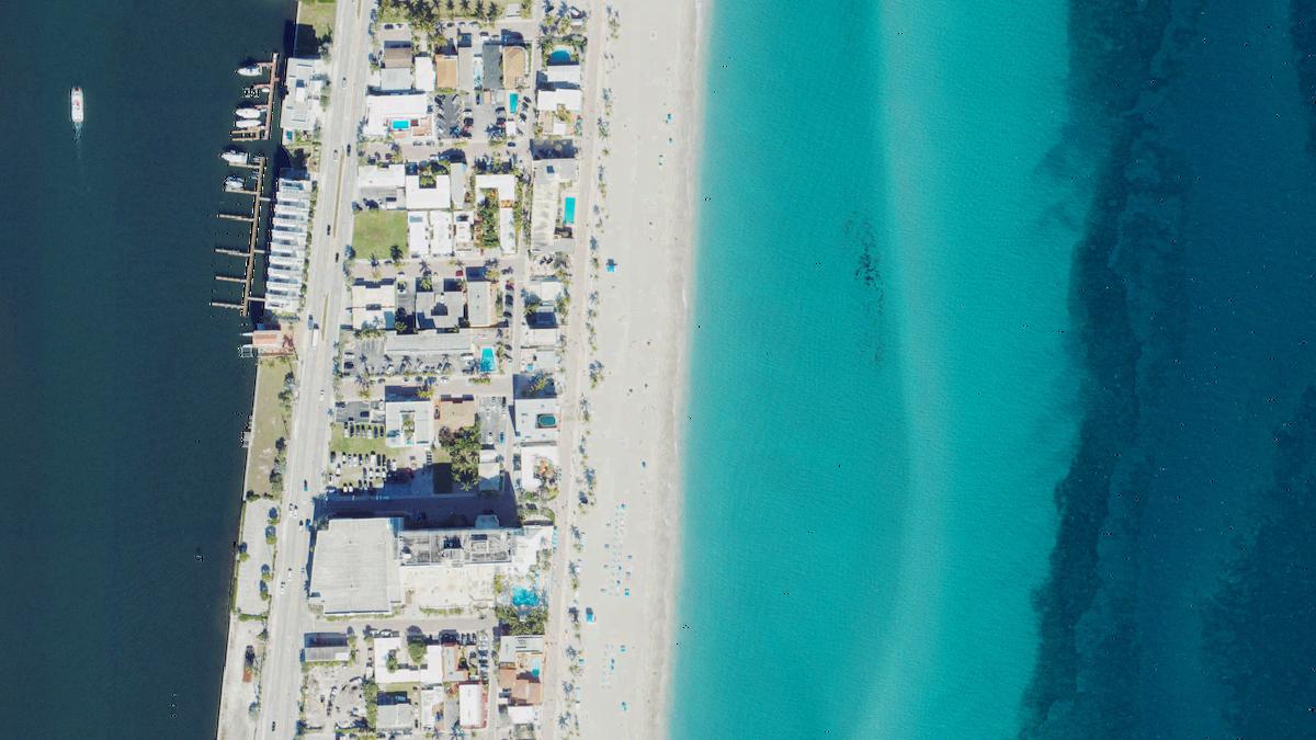 Aerial view of Hollywood Beach in Hollywood, Florida, shoreline and surroundings, USDA NAIP imagery from May 2023