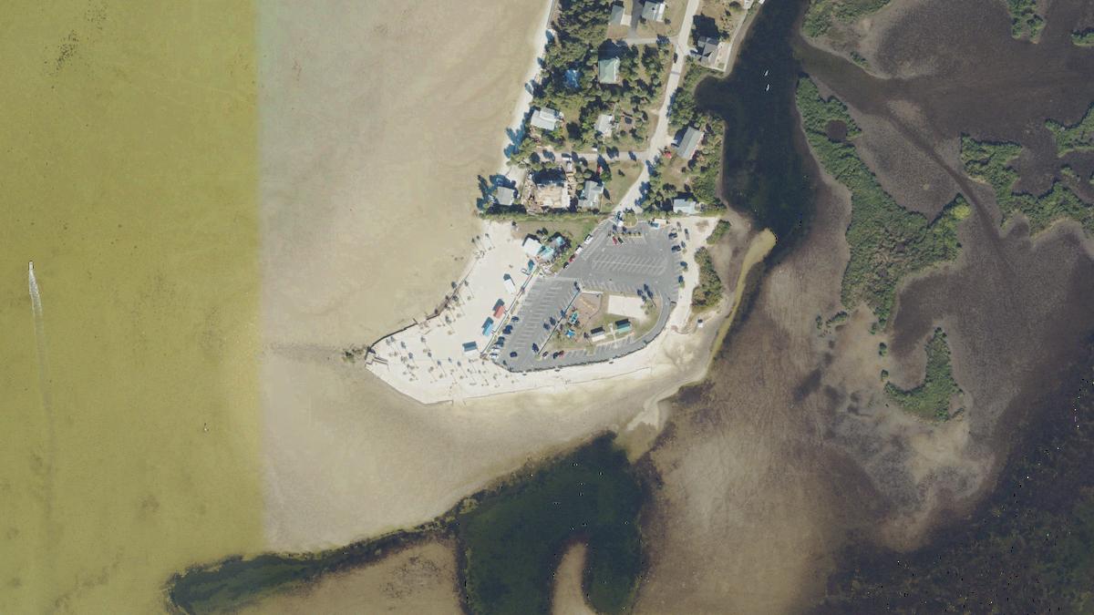Aerial view of Pine Island Park in Florida, shoreline and surroundings, USDA NAIP imagery from May 2023