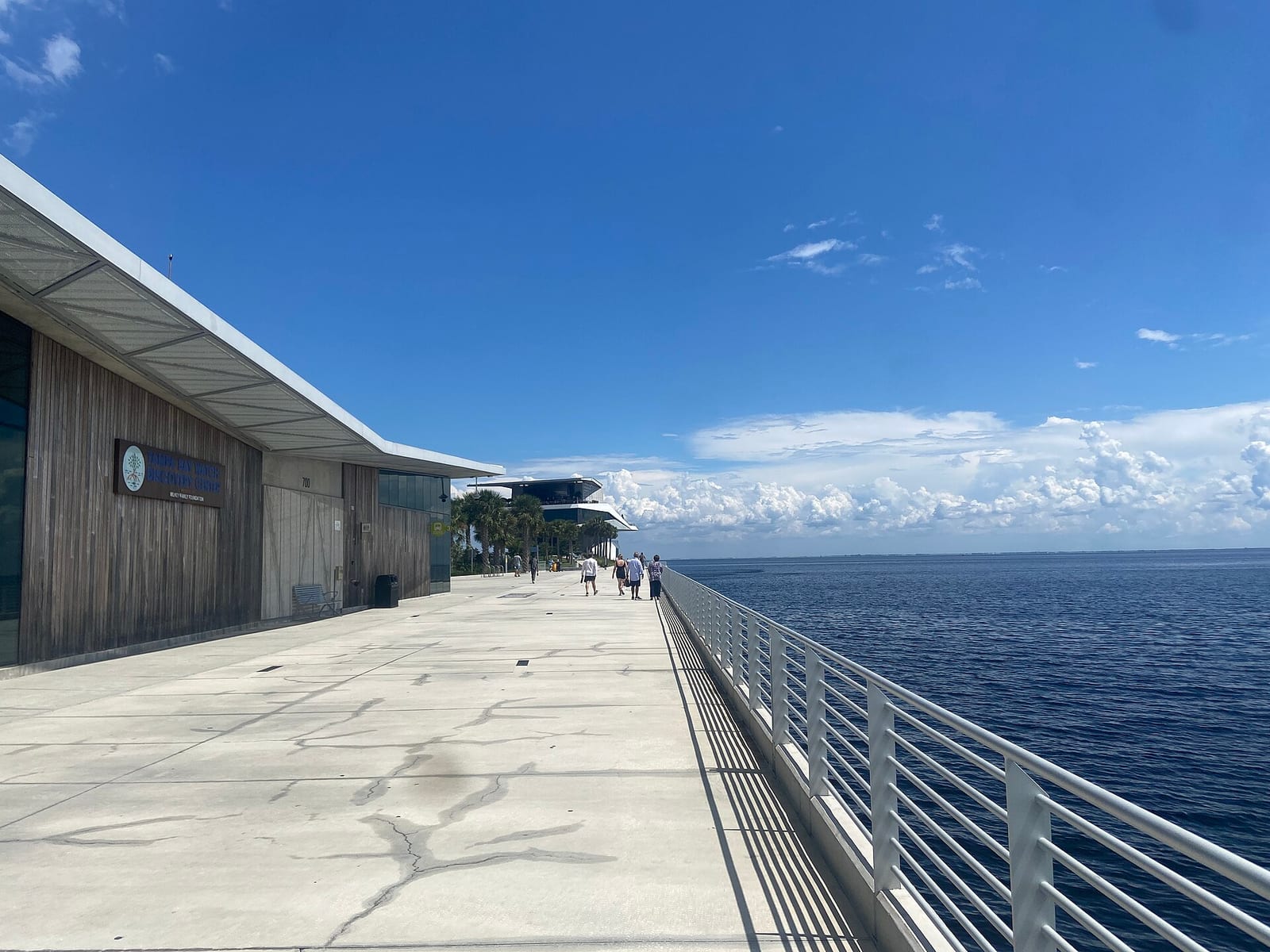 Spa Beach: waterfront pier or boardwalk with modern buildings and sea view